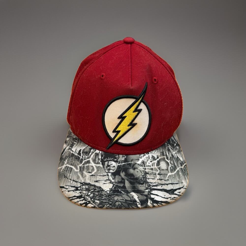 DC Comics The Flash Snapback Hat Red Yellow Graphic Design Flat Brim Bill